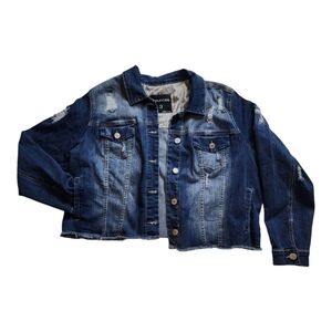 Maurices Distressed Cropped Denim Jacket Size 3 Medium Wash Frayed Hem Casual